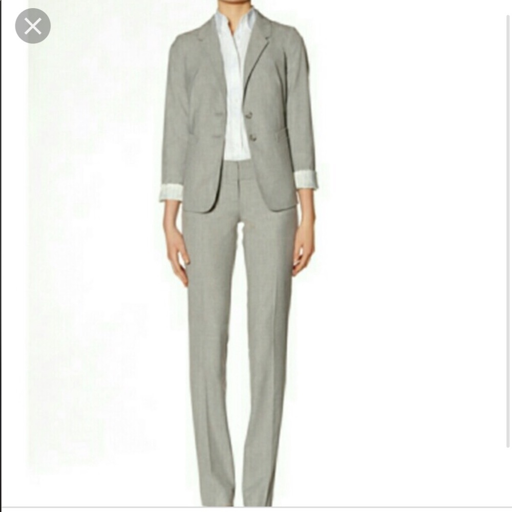 The Limited Collection Grey Suit 6/8